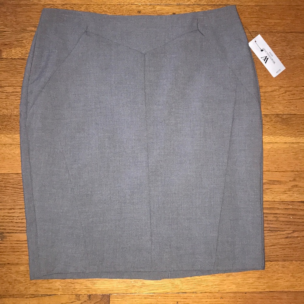 Brand new gray petite skirt :)